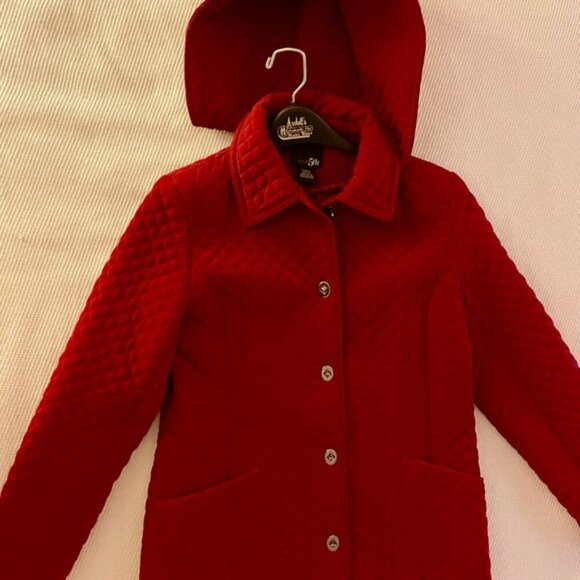 East 5th Quilted Jacket Burgundy Red w/Detachable Hood - Picture 4 of 4
